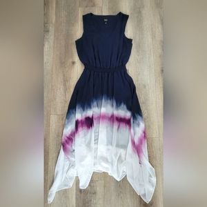 Simply Vera Vera Wang navy blue white and purple tie dye size Medium